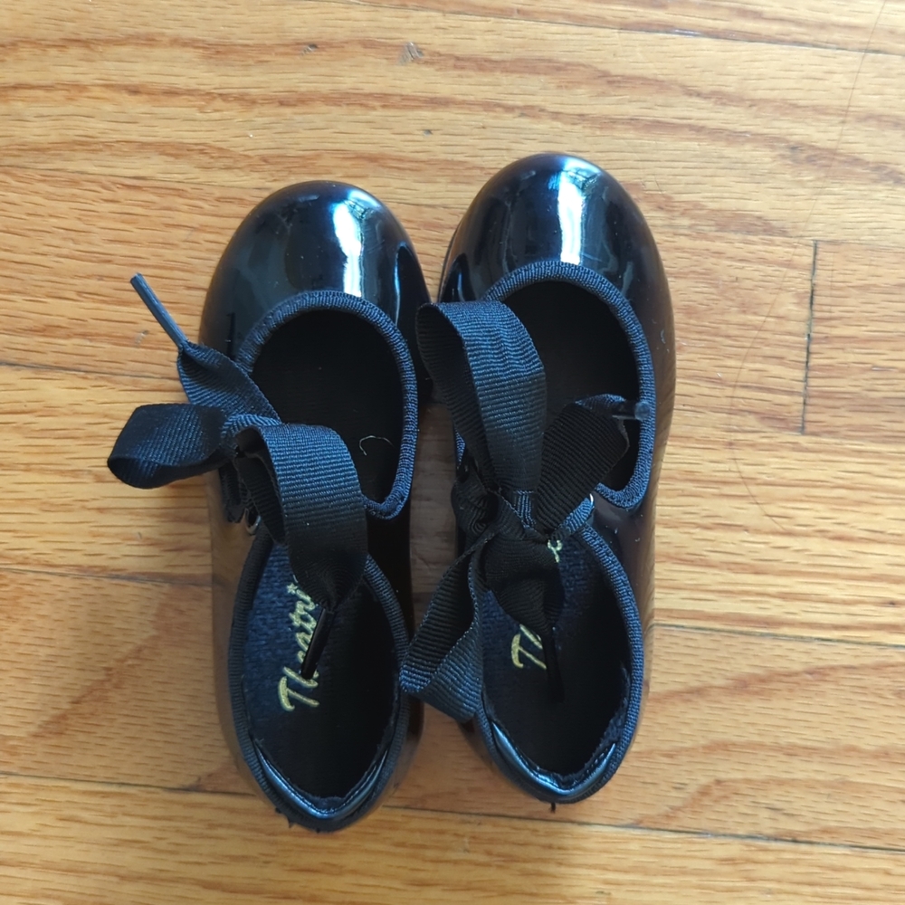 Toddler tap shoes, sz7